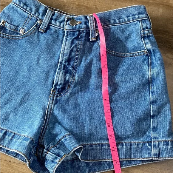 Classic High-Waist Blue Denim Shorts - Picture 7 of 12